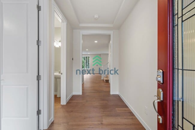 Photo - 5 BED & 3.5 BATH FOR RENT