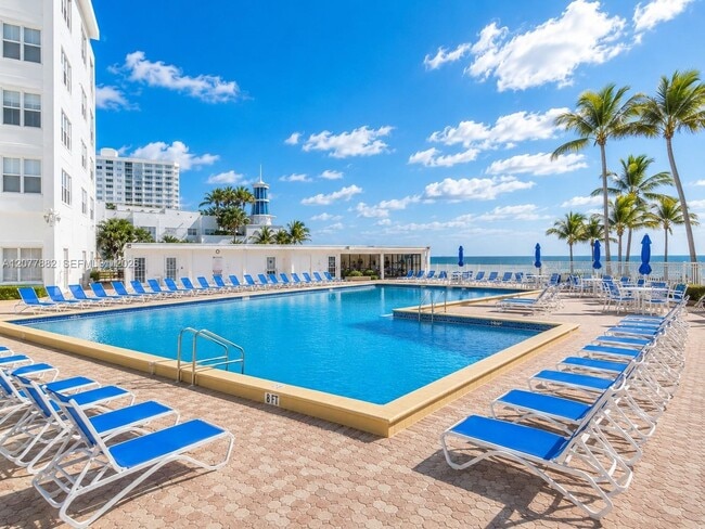 Building Photo - 3505 S Ocean Dr Unit 206