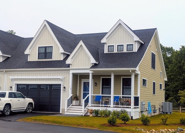 Building Photo - 13 Primrose Ln Unit 13 Rental