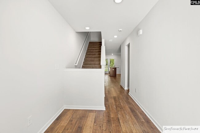 Photo - 441 Pepperbush Ln