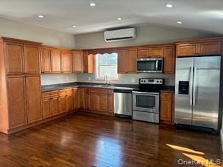 Photo - 204 Vanderbilt Ave