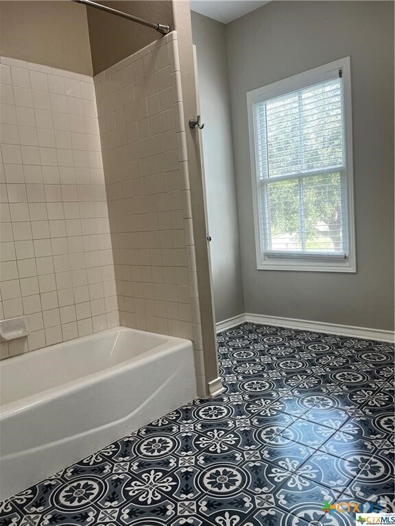 Building Photo - 244 Lake Ridge Dr Rental