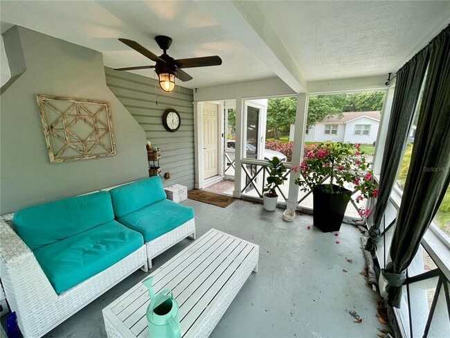 Photo - 2703 10th Ave W