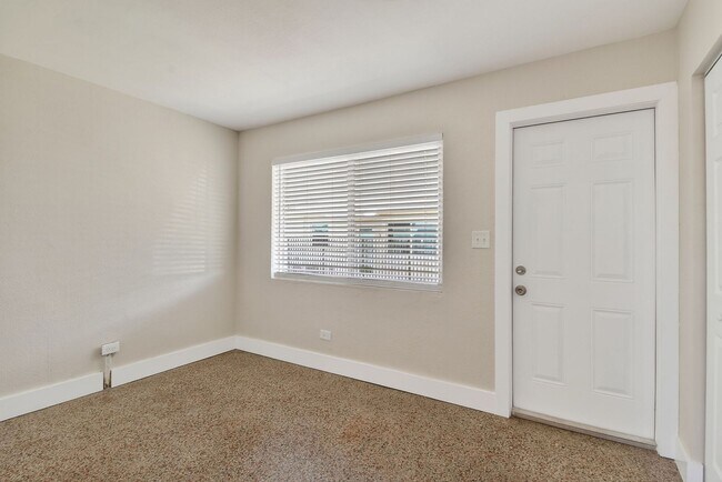 Photo - 58 W 27th St Unit 1