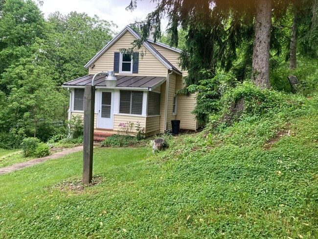 Photo - Charming 2 Bedroom/1.5 Bathroom Home in Cockeysville, MD!