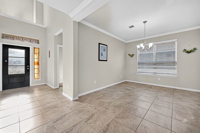 Photo - 10519 Forfar Ln