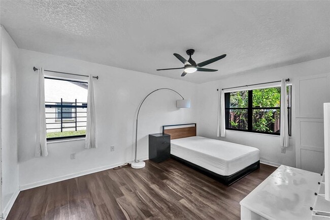 Photo - 2698 N Nob Hill Rd Unit 2698