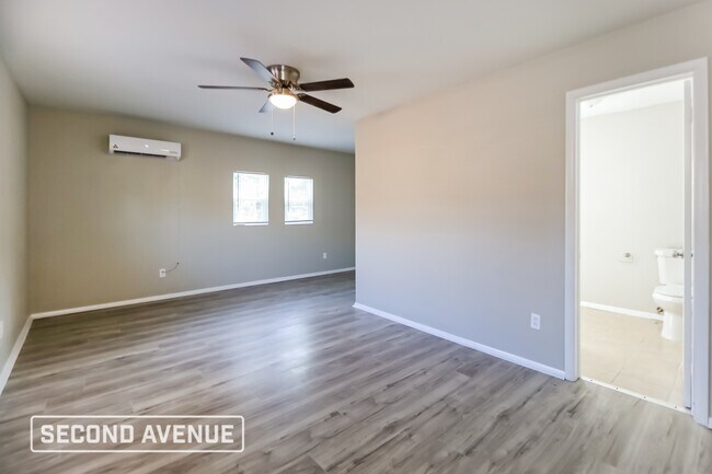 Photo - 2616 NE Success St