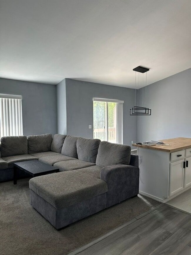 Photo - 3Bed, 2Bath Single Family Home in Beautiful Eagle River!!