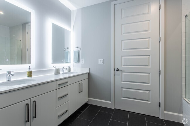 2 BR, 2 BA - 1269 SF