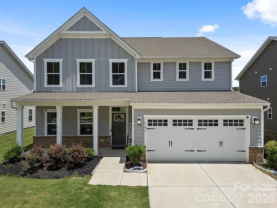 Photo - 703 Dogwood Creek Ln