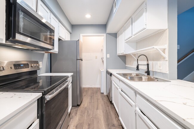 Photo - 14600 Fonmeadow Dr