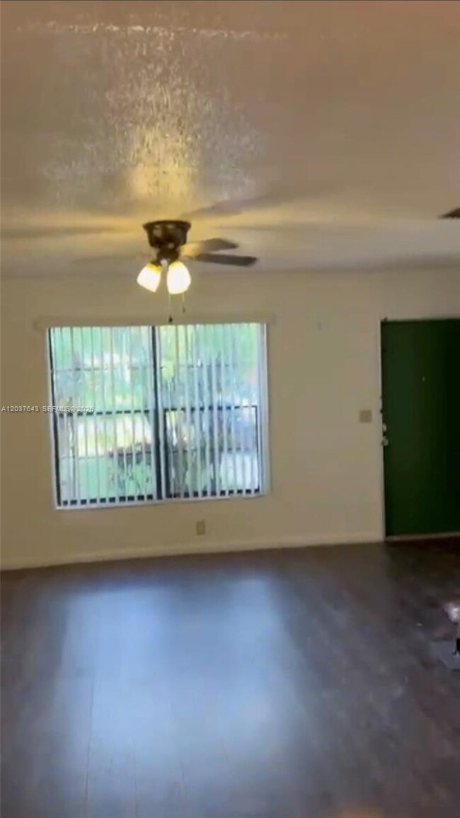 Building Photo - 792 Lantern Tree Ln Unit 792