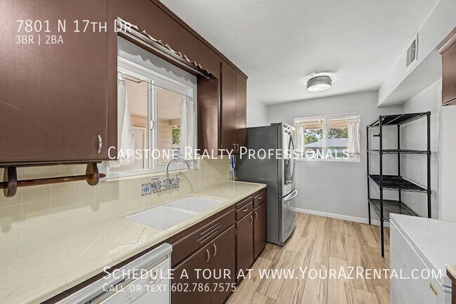 Photo - 7801 N 17th Dr