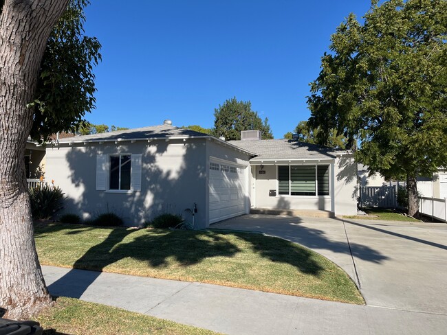 Photo - 1100 N Clybourn Ave House