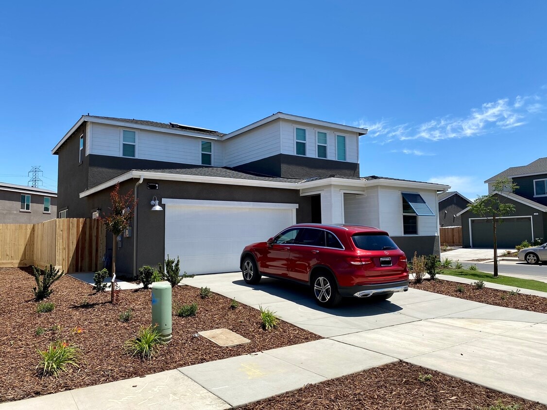 Photo - 2446 Cortes Dr (Merced, CA)