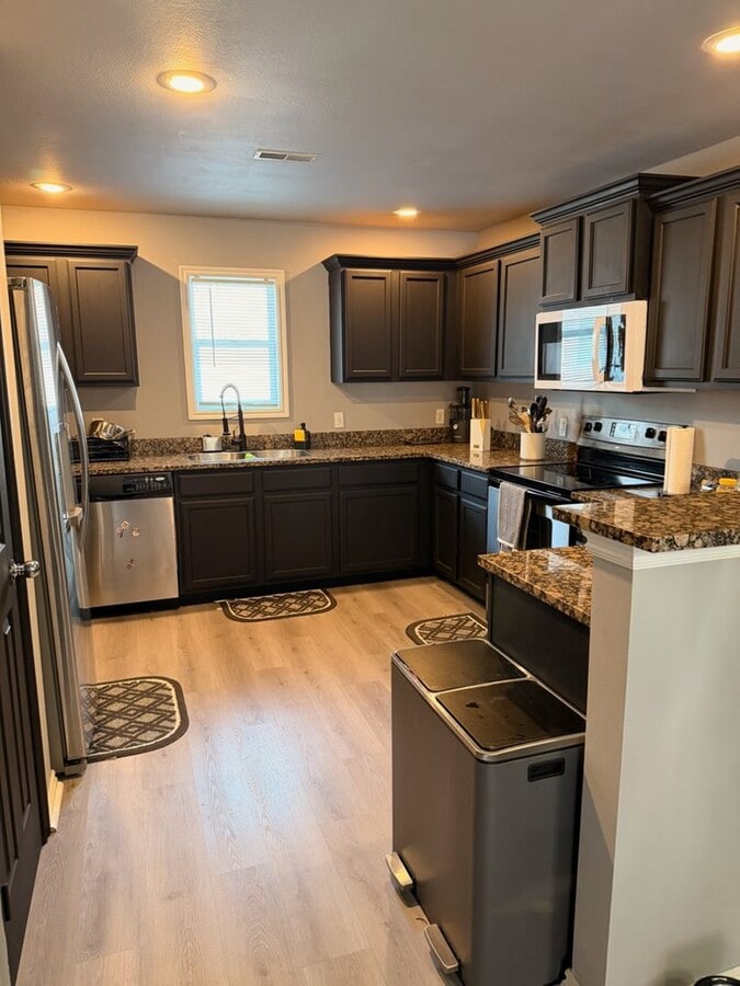 Photo - 17 Fuller Cir