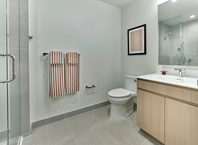 Photo - 36 Journal Square Plaza