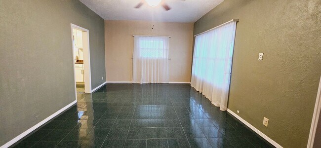 Photo - 2600 Aurora Ave Unit 1