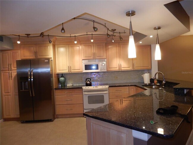 5151 Isla Key Blvd S Unit 324
