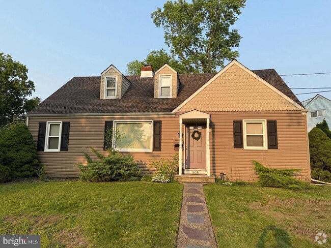 Building Photo - 509 5th Ave Rental