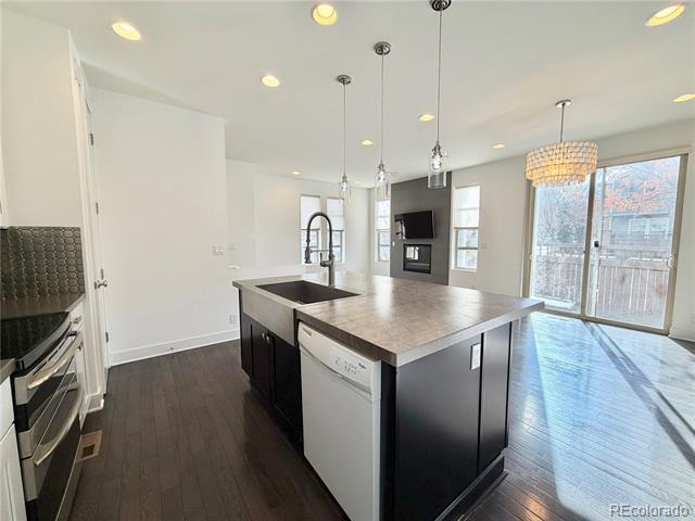 Photo - 539 S Upham St