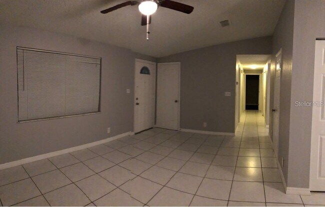 Photo - 355 Weathersfield Ave