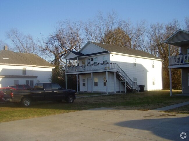 Building Photo - 301 Speed St Unit 301 A Speed Rental