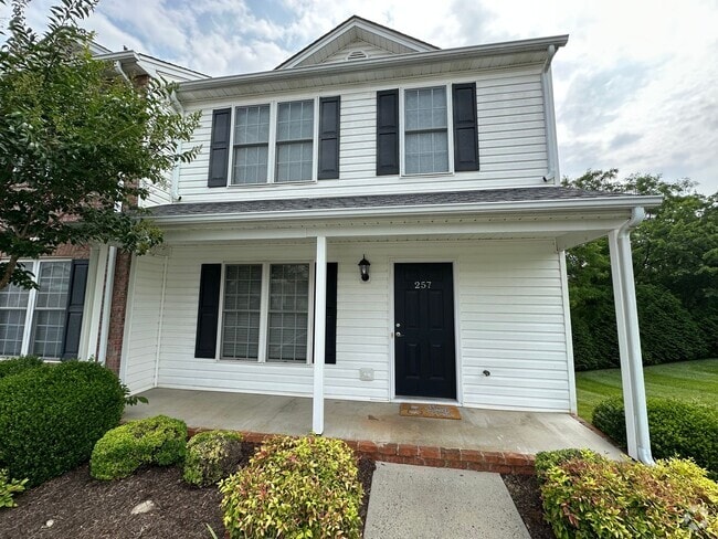 Building Photo - 3-bedroom, 3.5-bathroom nestled in Wyndhur... Rental