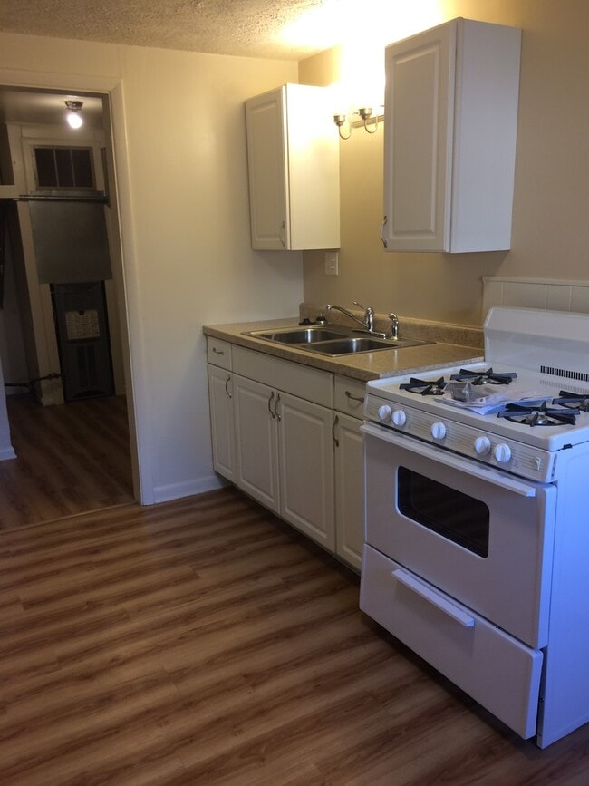 Photo - 1405 S Rogers St