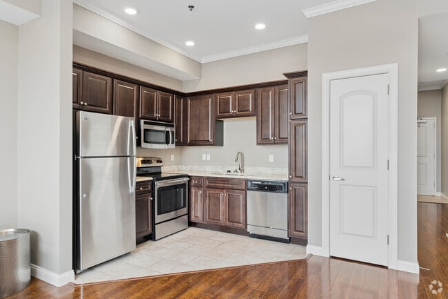 1BR, 1BA - 603SF - Kitchen