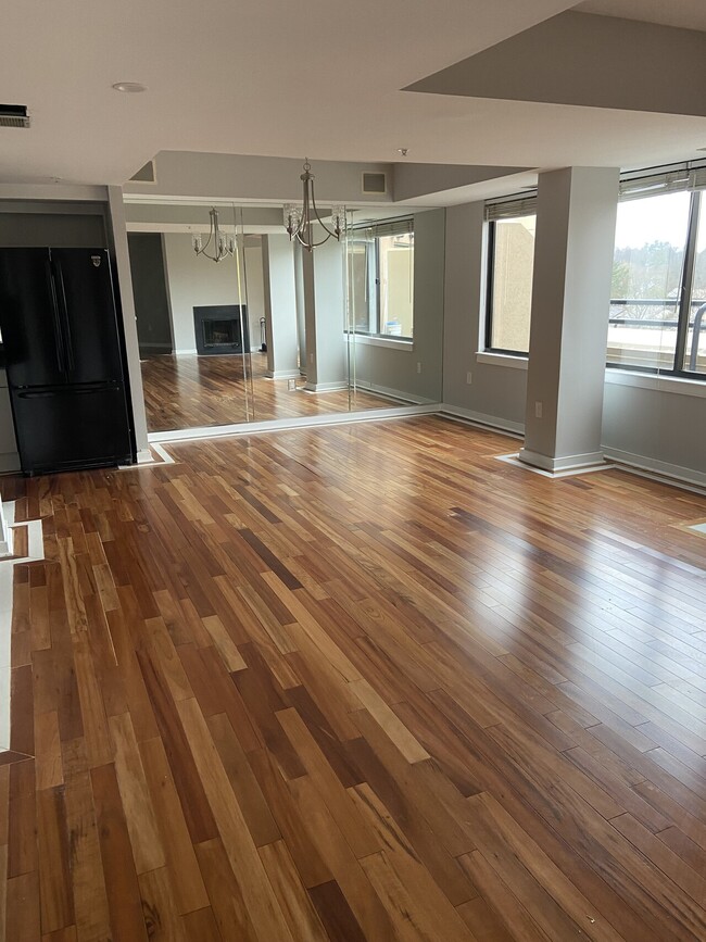 Photo - 10001 Windstream Dr #907