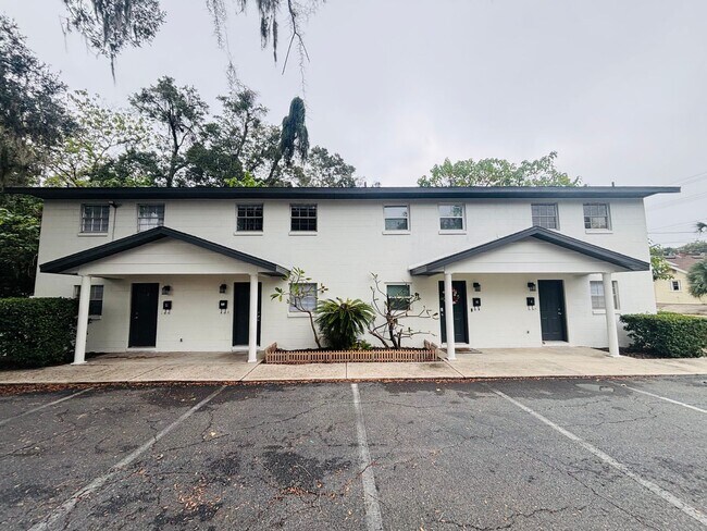 1023 NE 2nd St Unidad -2