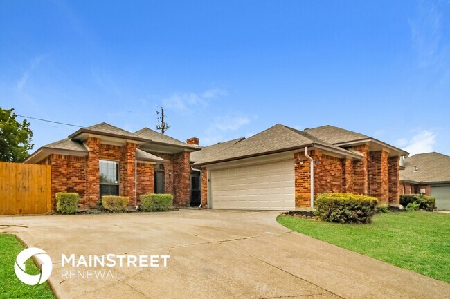 2102 Monterrey Pl
