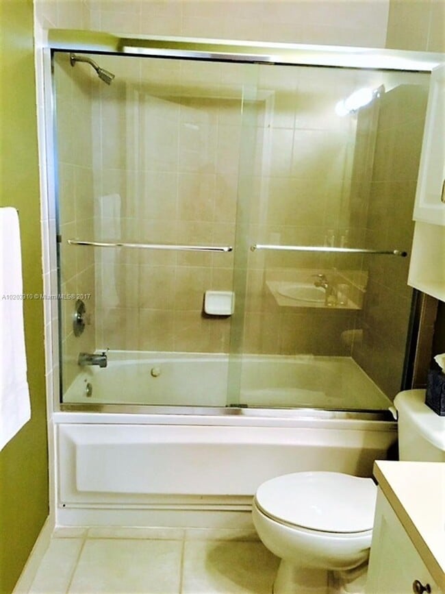 Photo - 2 bedroom in Hollywood FL 33012