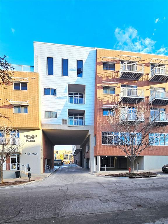 Building Photo - 1 NE 2nd St Unit 322