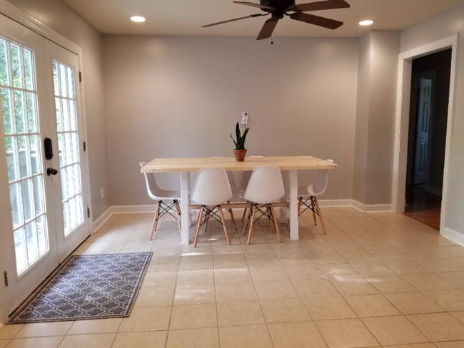 Photo - 4015 E Crestview Dr NW