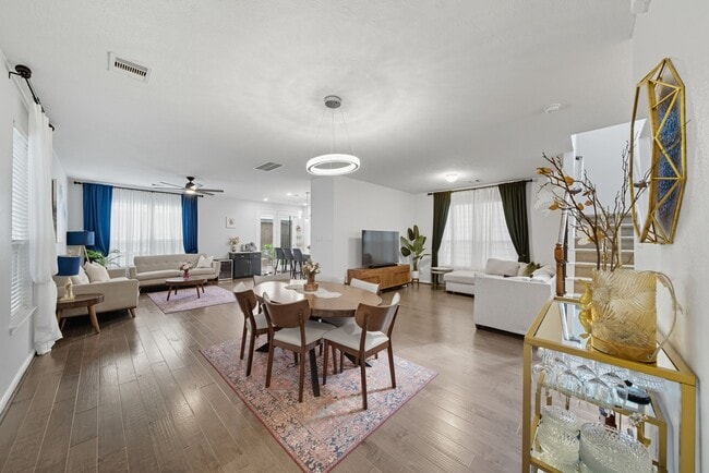 Photo - 8624 Cedar Plains Ln