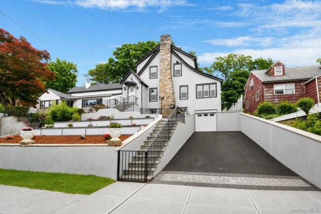 210 Rumsey Rd