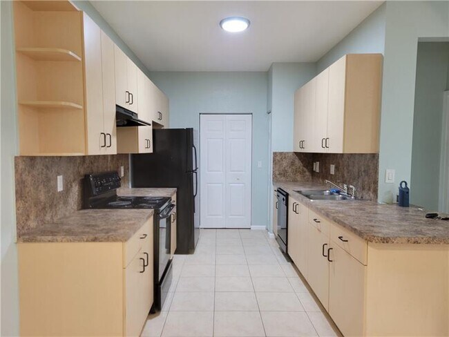 Photo - 3569 Forest Hill Blvd Unidad 117