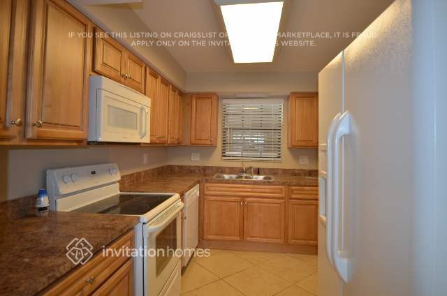 Photo - 2833 NE 35th St