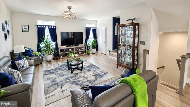 Photo - 9008 Armstrong Ln