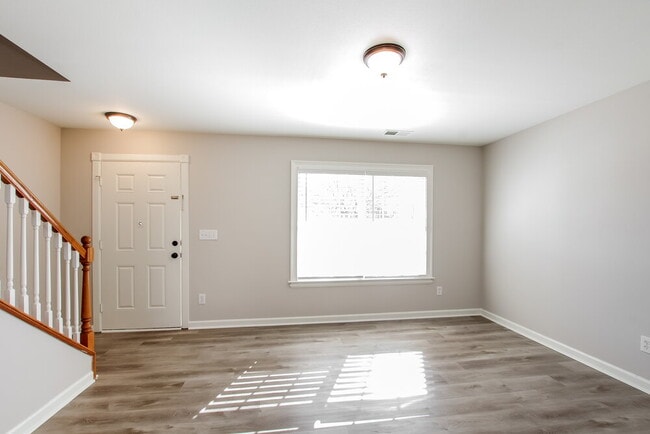 Photo - 15823 Circlegreen Dr