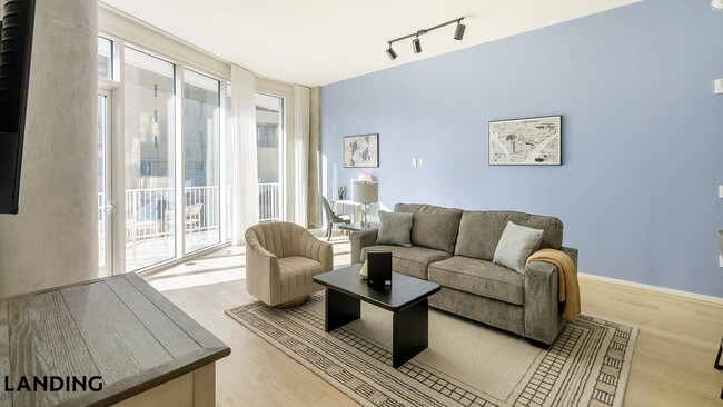 Photo - 143 E Commerce St Unidad 706