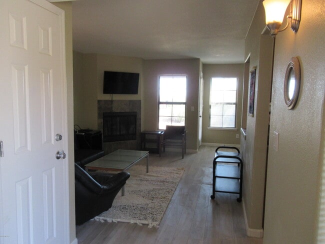 6651 N Campbell Ave Unit 124
