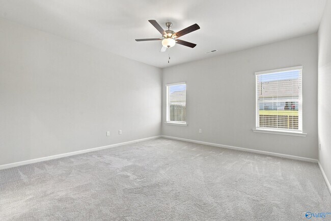 231 Paca Ln