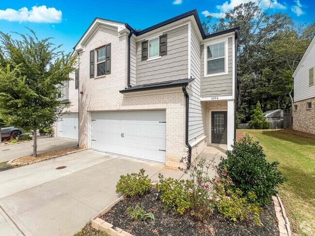 Building Photo - Fantastic 3 BR/2.5 BA Marietta Townhome in...