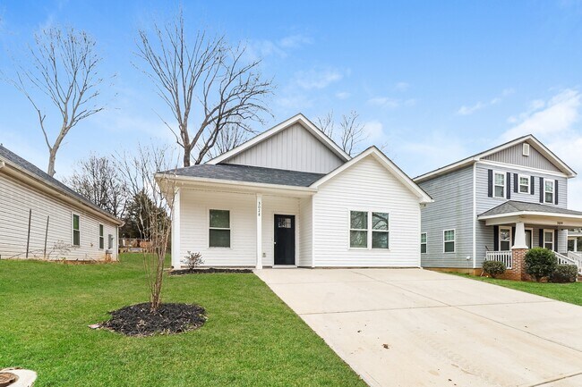 Photo - 3028 Celia Ave