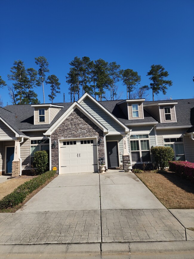 Front View - 3016 Pointewest Dr Townhome