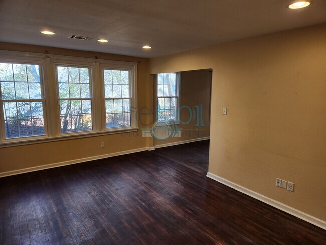 Photo - Great Family Home!  4BR 2 BA